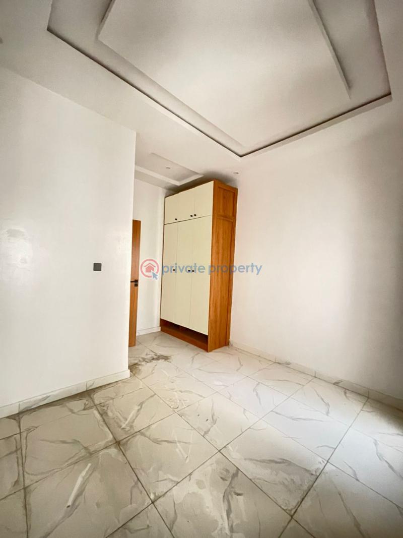 5 bedroom Semi detached Duplex For Sale Ologolo Lekki Lagos - 3