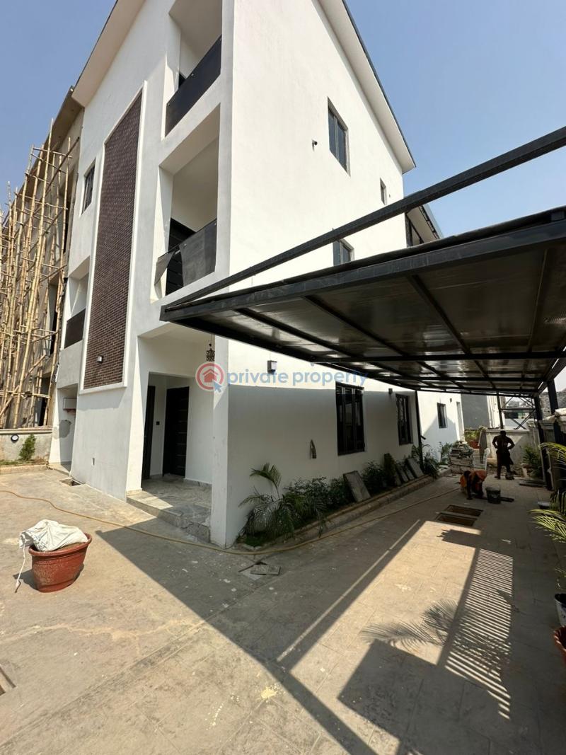 Semi detached Duplex For Sale Guzape Abuja Phase 1  - 12
