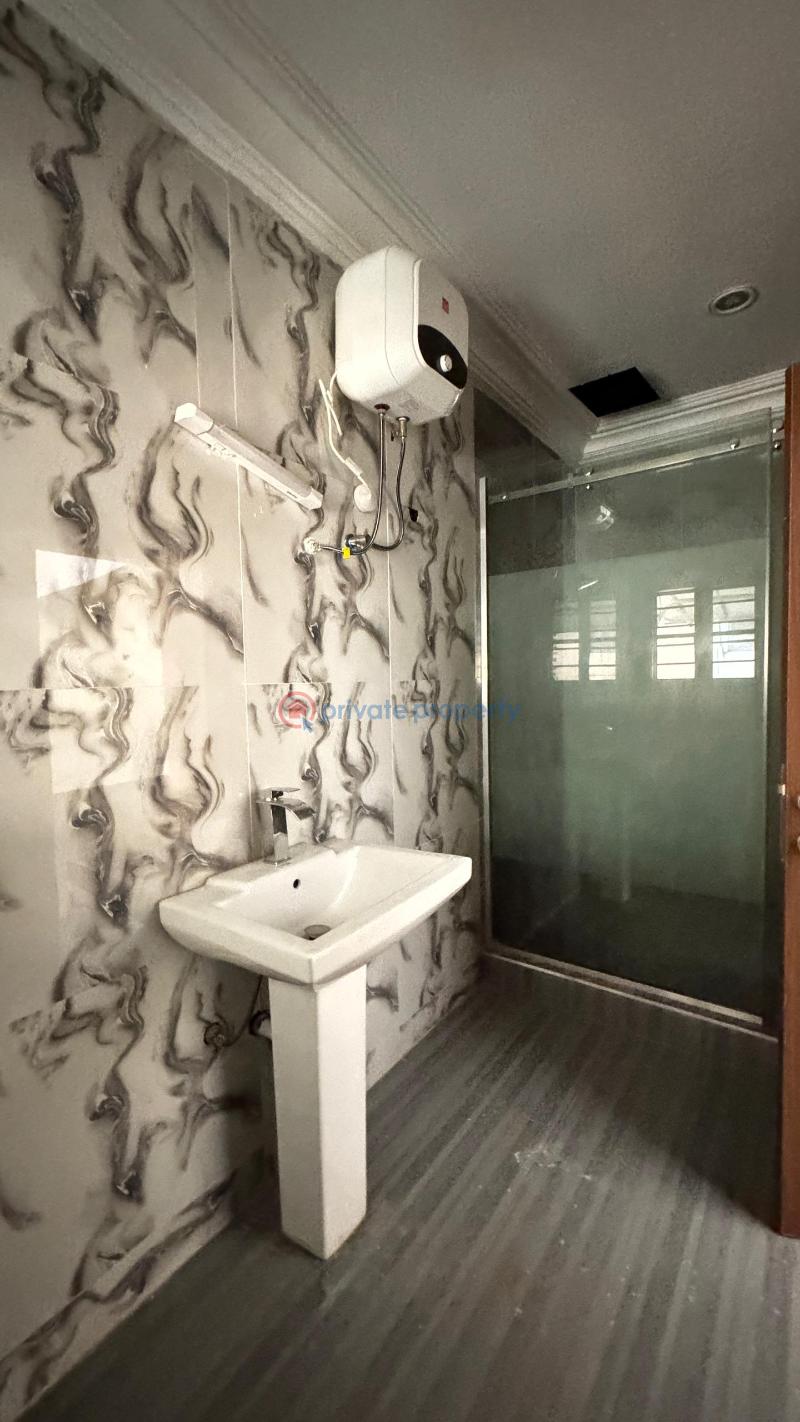 5 bedroom Semi detached Duplex For Sale Utako Abuja Phase 2  - 8