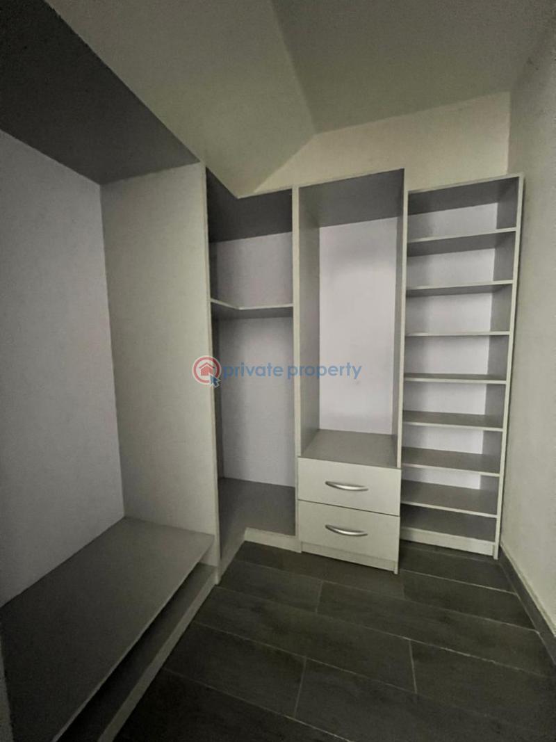 5 bedroom House For Rent Pinnock Beach Estate, Lekki Osapa London Lekki Lagos - 4