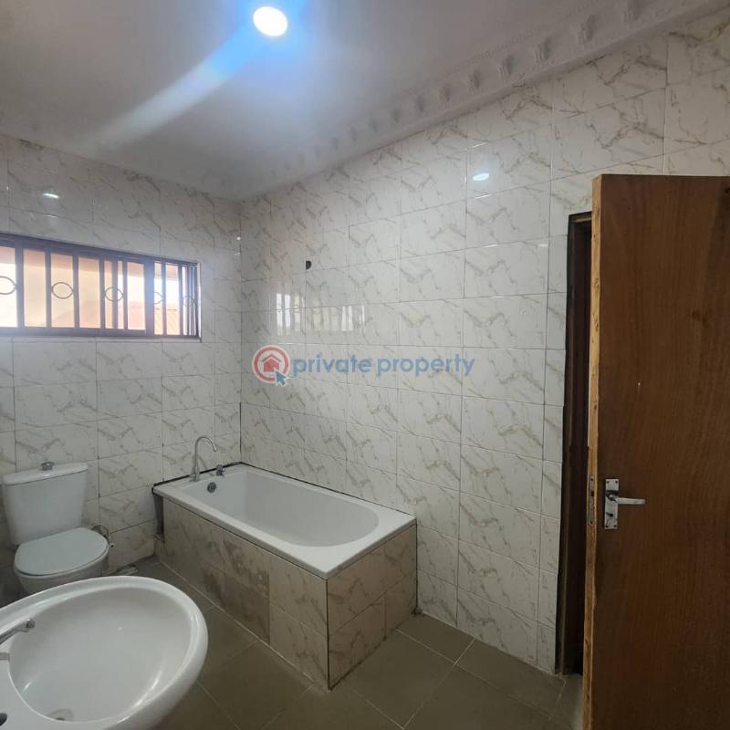 5 bedroom Block Of Flats For Sale Peace And Progress Estate, Akobo Ibadan Oyo - 6