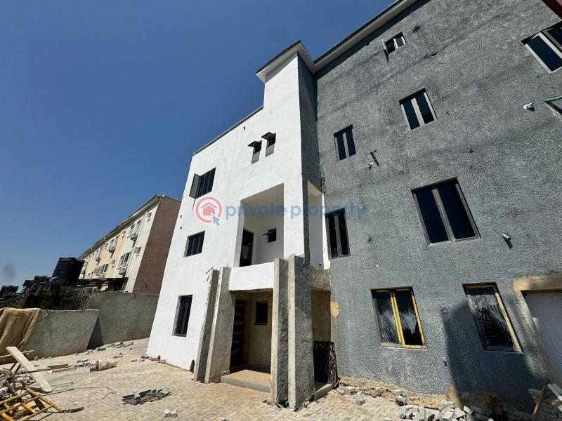 5 bedroom Semi detached Duplex For Sale Utako Abuja Phase 2  - 1