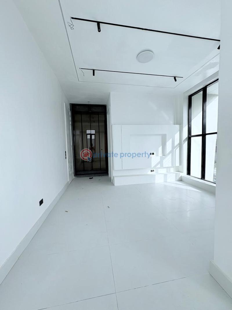 5 bedroom Semi detached Duplex For Sale Lekki Phase 1 Lagos - 13