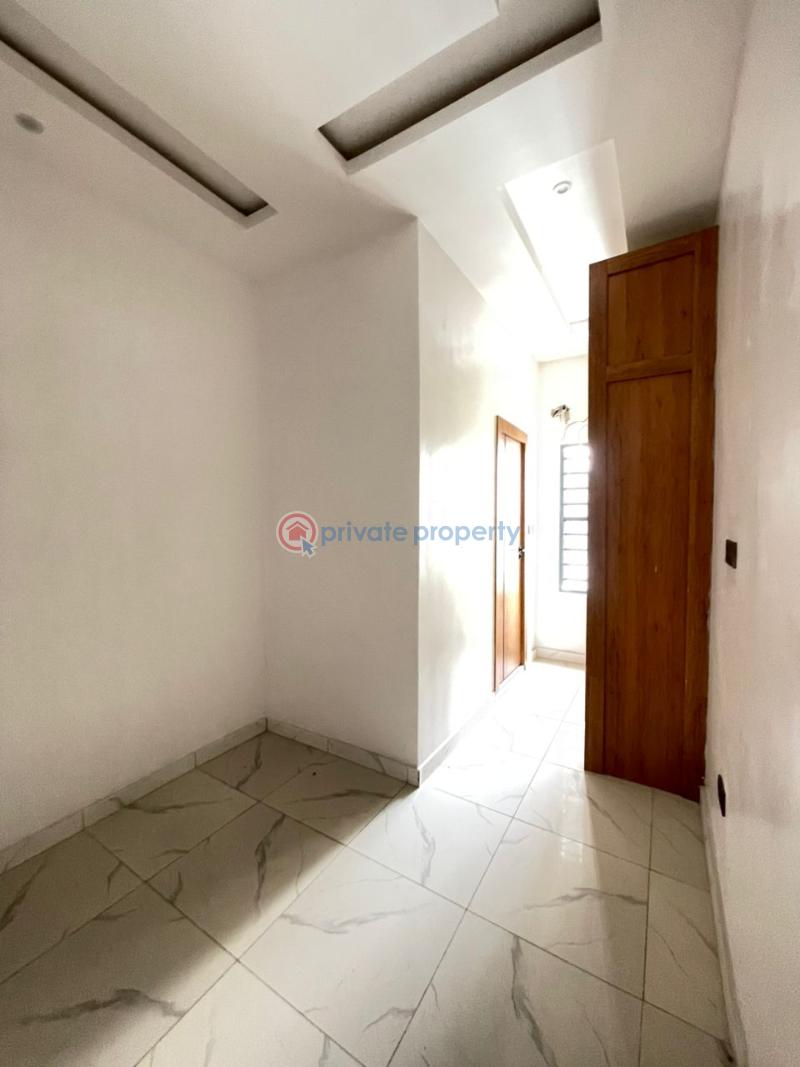 5 bedroom Semi detached Duplex For Sale Ologolo Lekki Lagos - 5