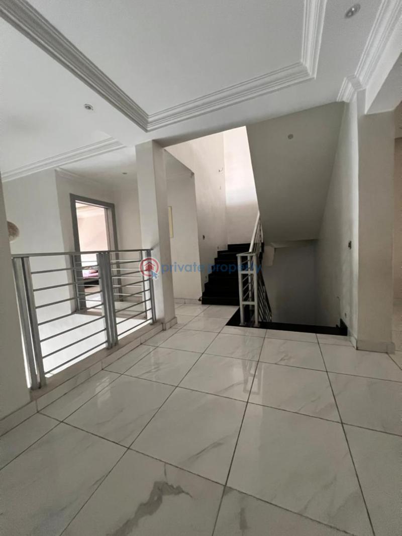 5 bedroom House For Rent Pinnock Beach Estate, Lekki Osapa London Lekki Lagos - 0