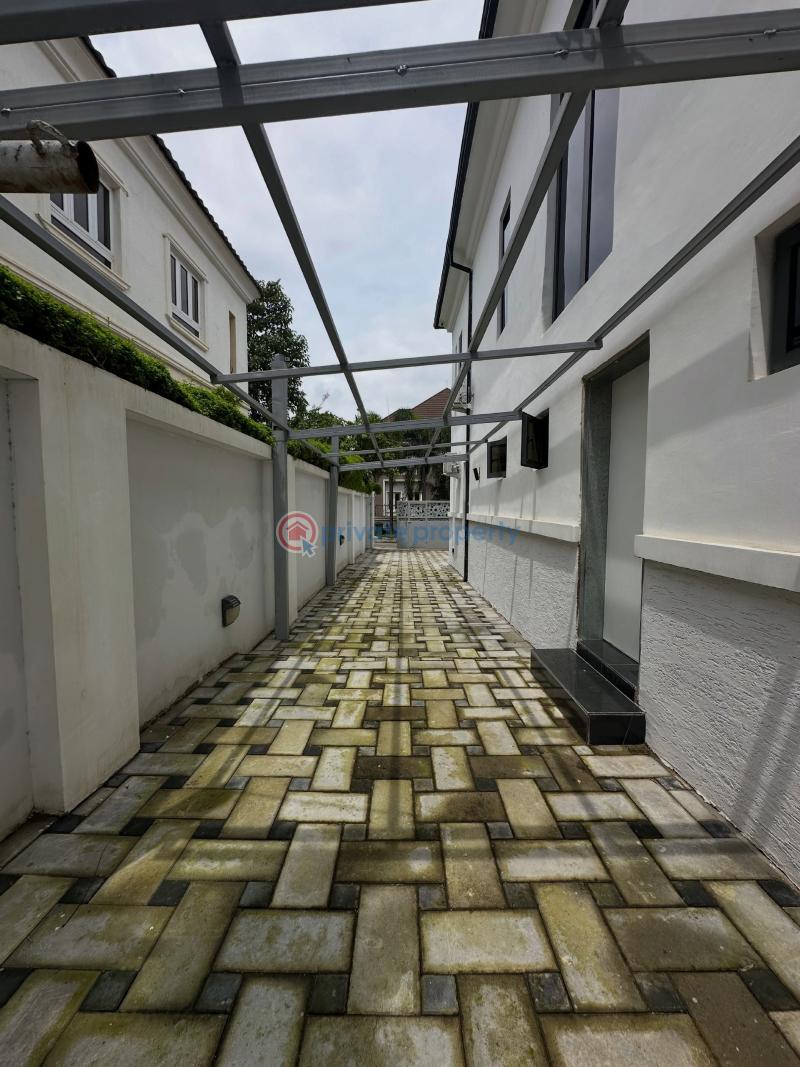 5 bedroom Semi detached Duplex For Sale Kukwuaba Abuja Phase 2  - 6