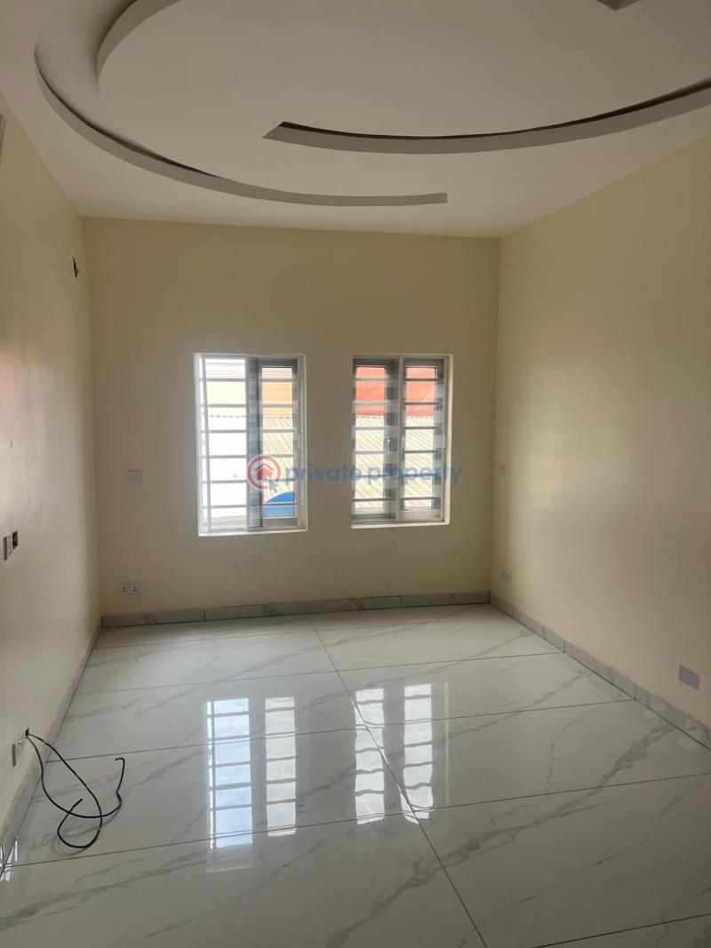 5 bedroom semi detached duplex + bq & courtyard 🏡 - 31 5 bedroom Detached Duplex For Sale Magodo Phase 1 Lekki Phase 1 Lagos - 31