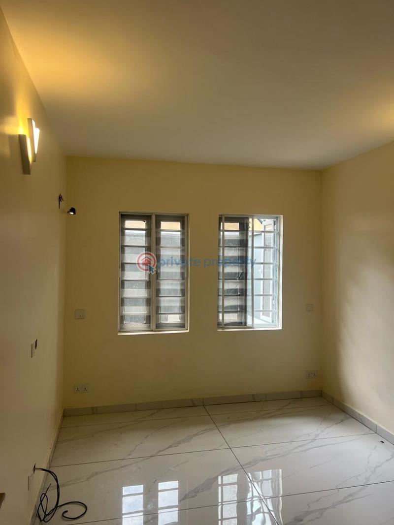 5 bedroom semi detached duplex + bq & courtyard 🏡 - 33 5 bedroom Detached Duplex For Sale Magodo Phase 1 Lekki Phase 1 Lagos - 33