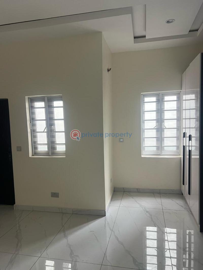5 bedroom semi detached duplex + bq & courtyard 🏡 - 28 5 bedroom Detached Duplex For Sale Magodo Phase 1 Lekki Phase 1 Lagos - 28