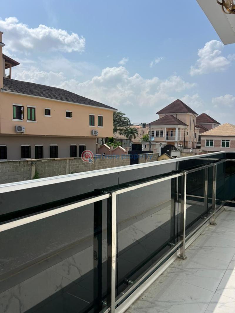 5 bedroom semi detached duplex + bq & courtyard 🏡 - 5 5 bedroom Detached Duplex For Sale Magodo Phase 1 Lekki Phase 1 Lagos - 5