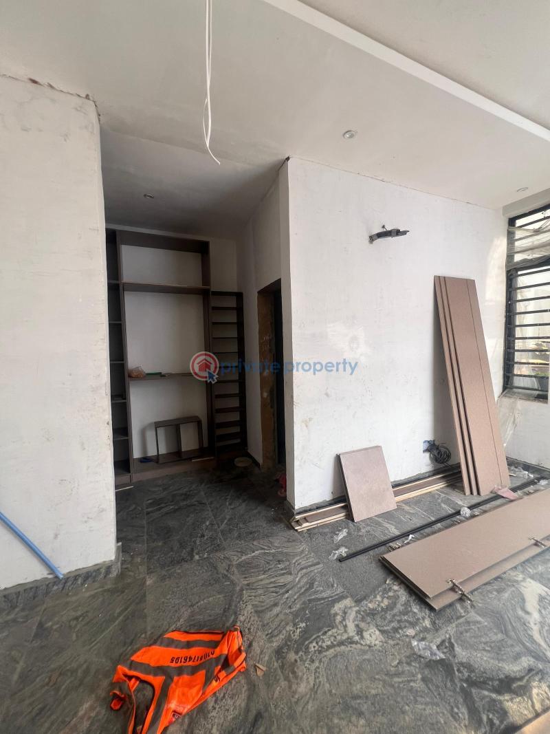 5 bedroom Semi detached Duplex For Sale Omole Phase 1 Ojodu Lagos - 2