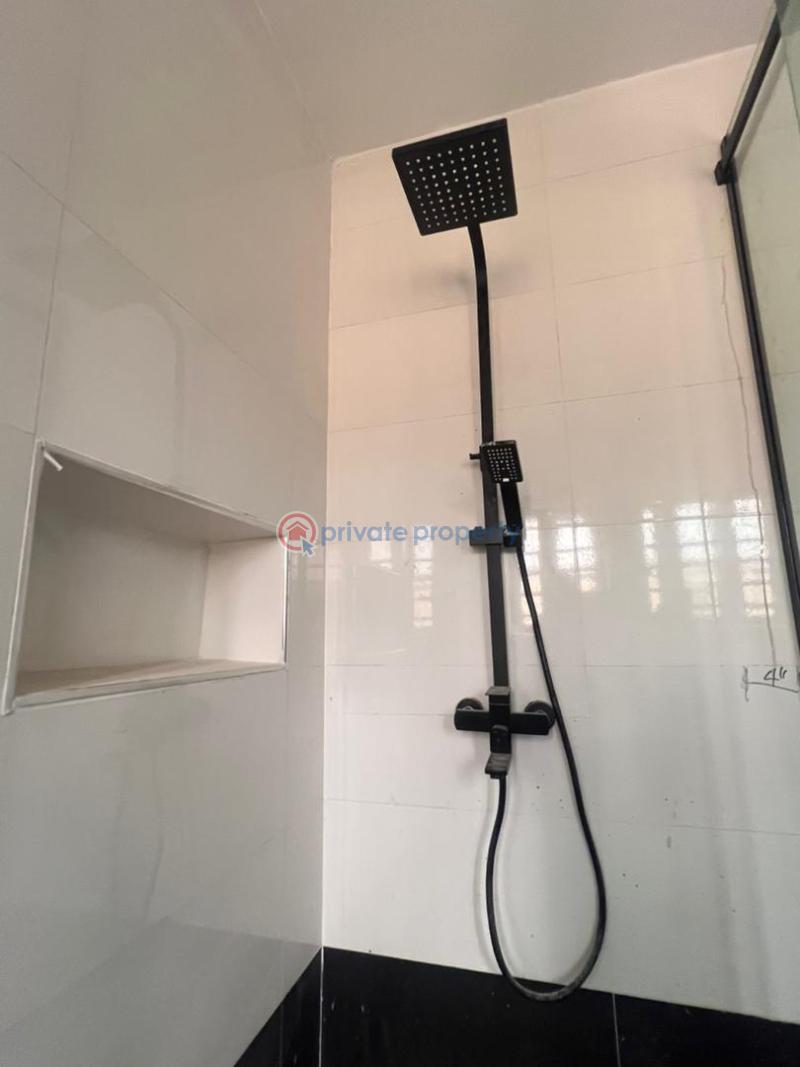 5 bedroom Semi detached Duplex For Sale Magodo Gra Phrase 1 Magodo GRA Phase 1 Ojodu Lagos - 1