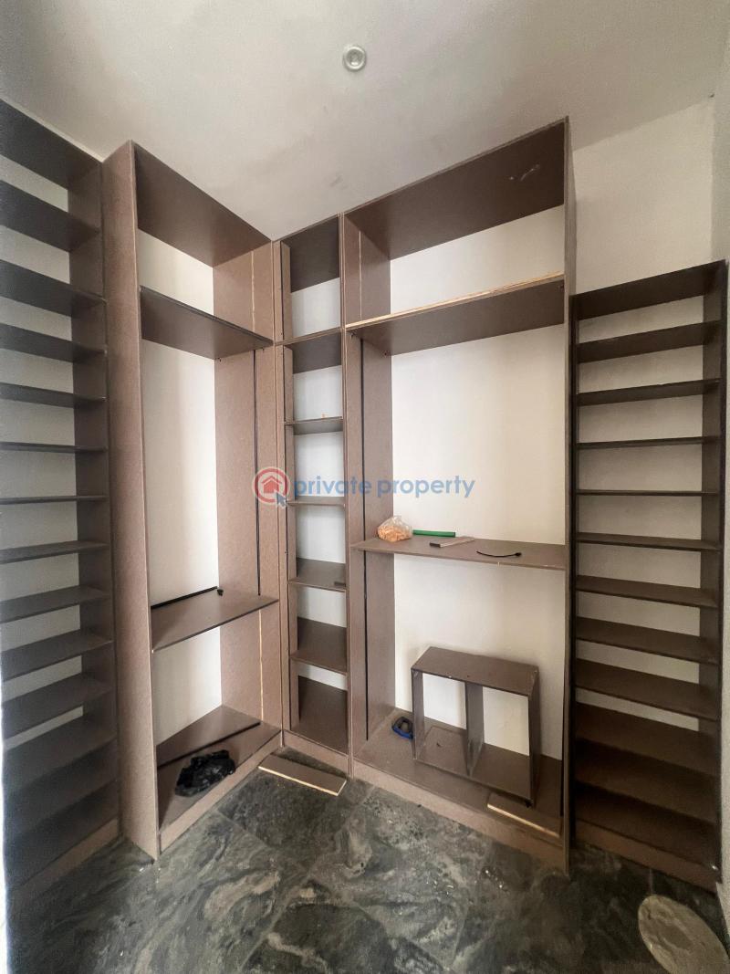 5 bedroom Semi detached Duplex For Sale Magodo Gra Phrase 1 Magodo GRA Phase 1 Ojodu Lagos - 2