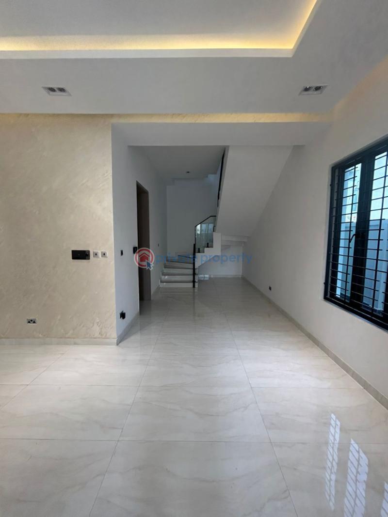 5 bedroom Semi detached Duplex For Sale Ikate Elegushi Lekki Lagos - 3