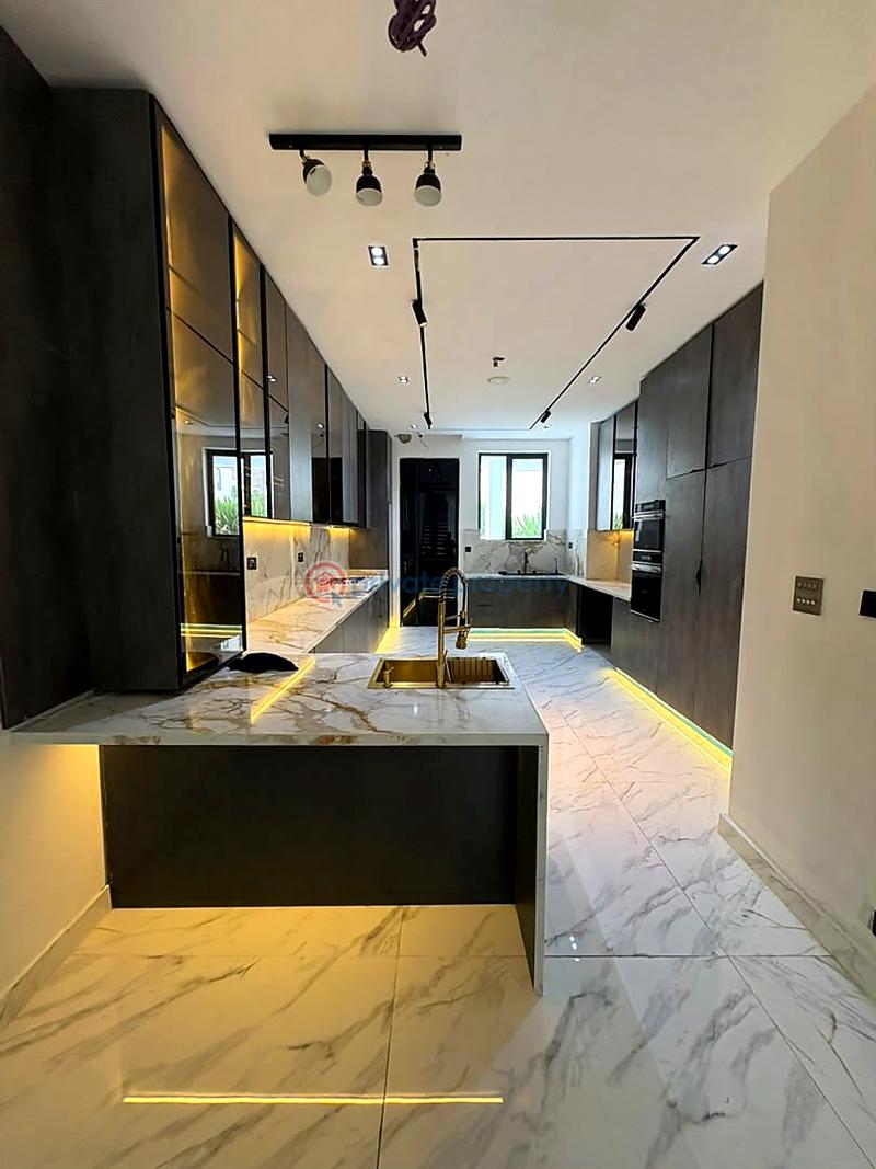 5 bedroom Semi detached Duplex For Sale Lekki Phase 1 Lagos - 2