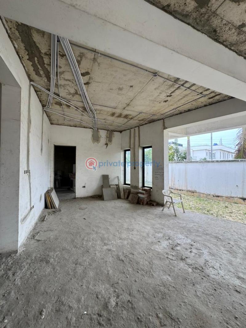 5 bedroom Semi detached Duplex For Sale Lekki Phase 1 Lagos - 3