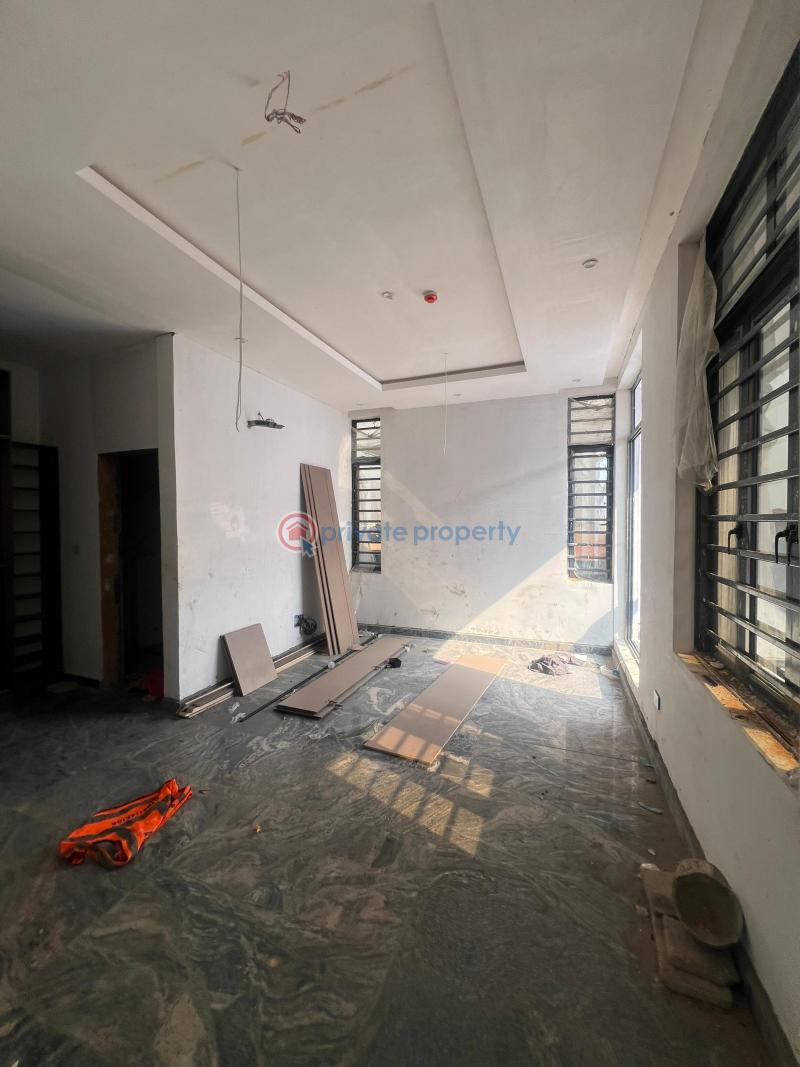 5 bedroom Semi detached Duplex For Sale Magodo Gra Phrase 1 Magodo GRA Phase 1 Ojodu Lagos - 5