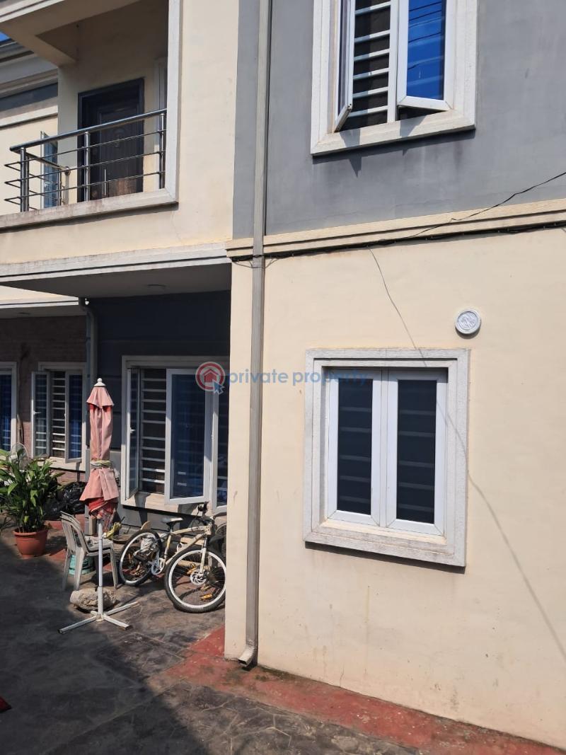 5 bedroom Detached Duplex For Sale Magodo Phase 1 Gra Magodo GRA Phase 1 Ojodu Lagos - 2
