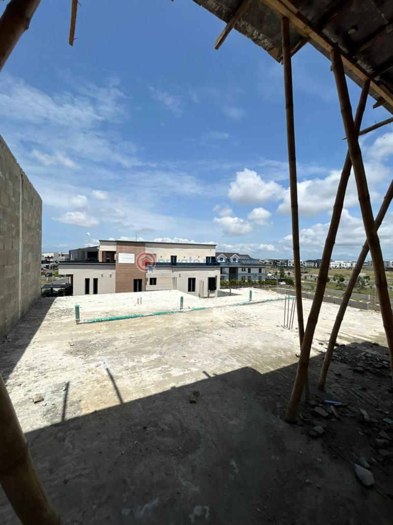 5 bedroom Semi detached Duplex For Sale Ikate Lekki Lagos - 3