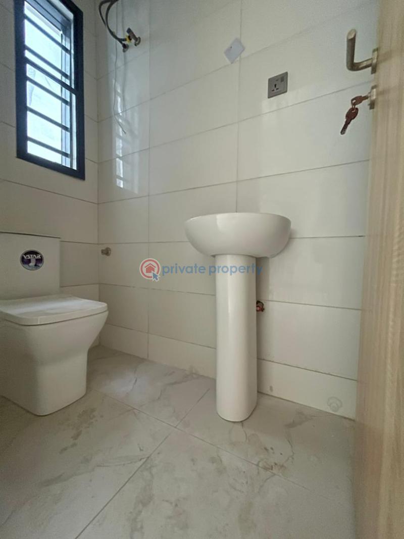 5 bedroom Semi detached Duplex For Sale Ogudu GRA Lagos - 5