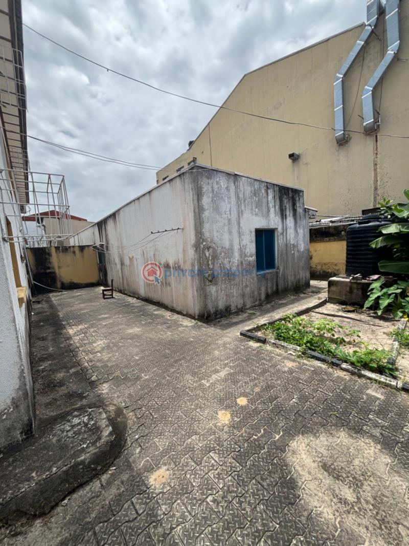 5 bedroom Semi detached Duplex For Rent Lekki Phase 1 Lagos - 25