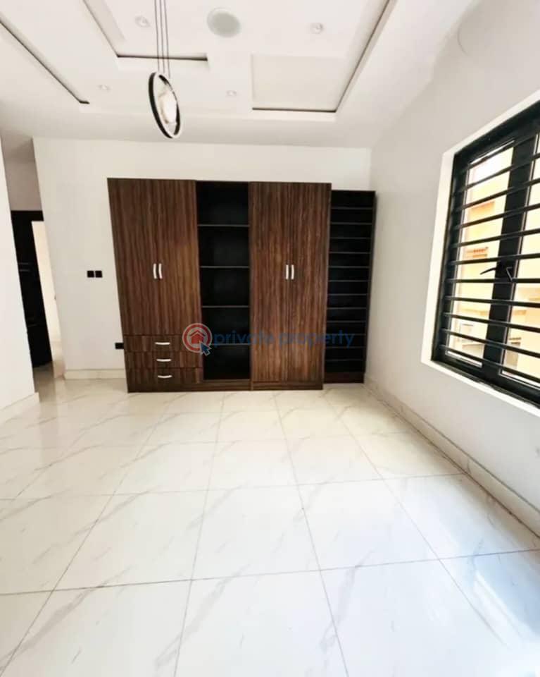 4 bedroom Semi detached Duplex For Sale Magodo GRA Phase 1 Ojodu Lagos - 1