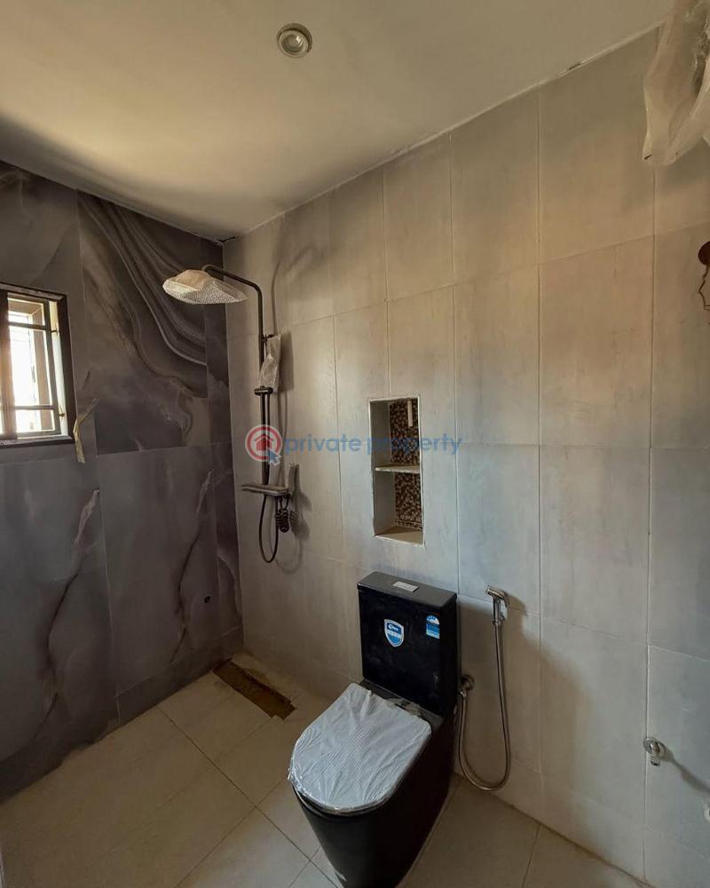 5 bedroom semi-detached duplex with bq - 8 5 bedroom Semi detached Duplex For Sale Guzape Abuja Phase 1  - 8