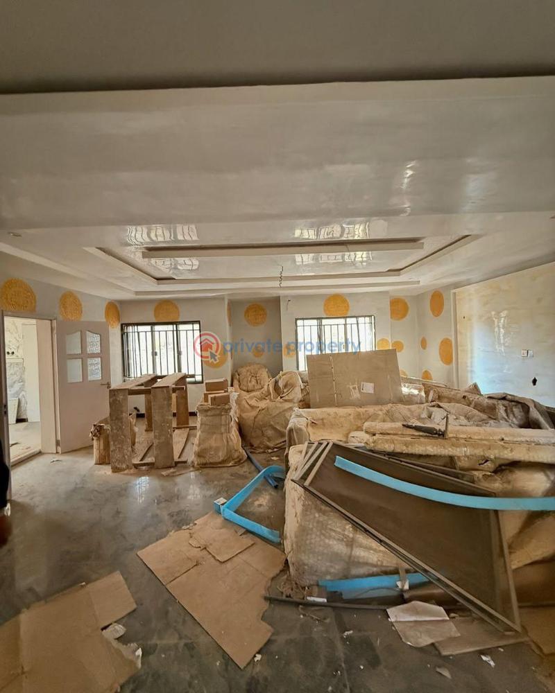 5 bedroom semi-detached duplex with bq - 6 5 bedroom Semi detached Duplex For Sale Guzape Abuja Phase 1  - 6