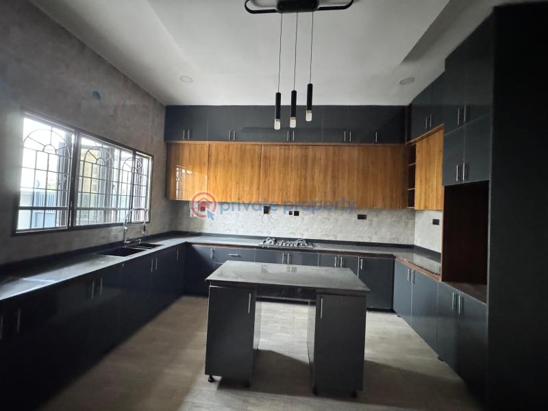 5 bedroom Semi detached Duplex For Sale Jahi Abuja Phase 2  - 11