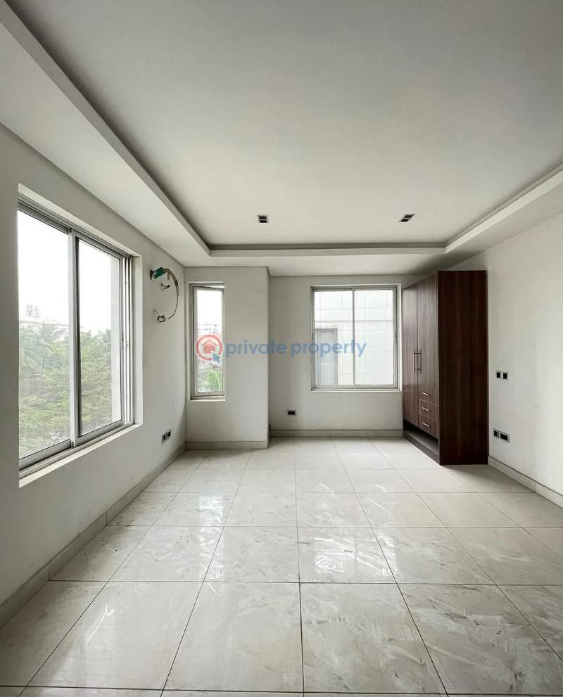 5-bedroom semi-detached duplex with swimming pool - 7 5 bedroom Semi detached Duplex For Sale Old Ikoyi Lagos - 7