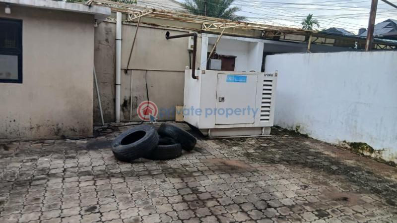 5 bedroom Commercial Property For Rent Lekki Phase 1 Lagos - 3
