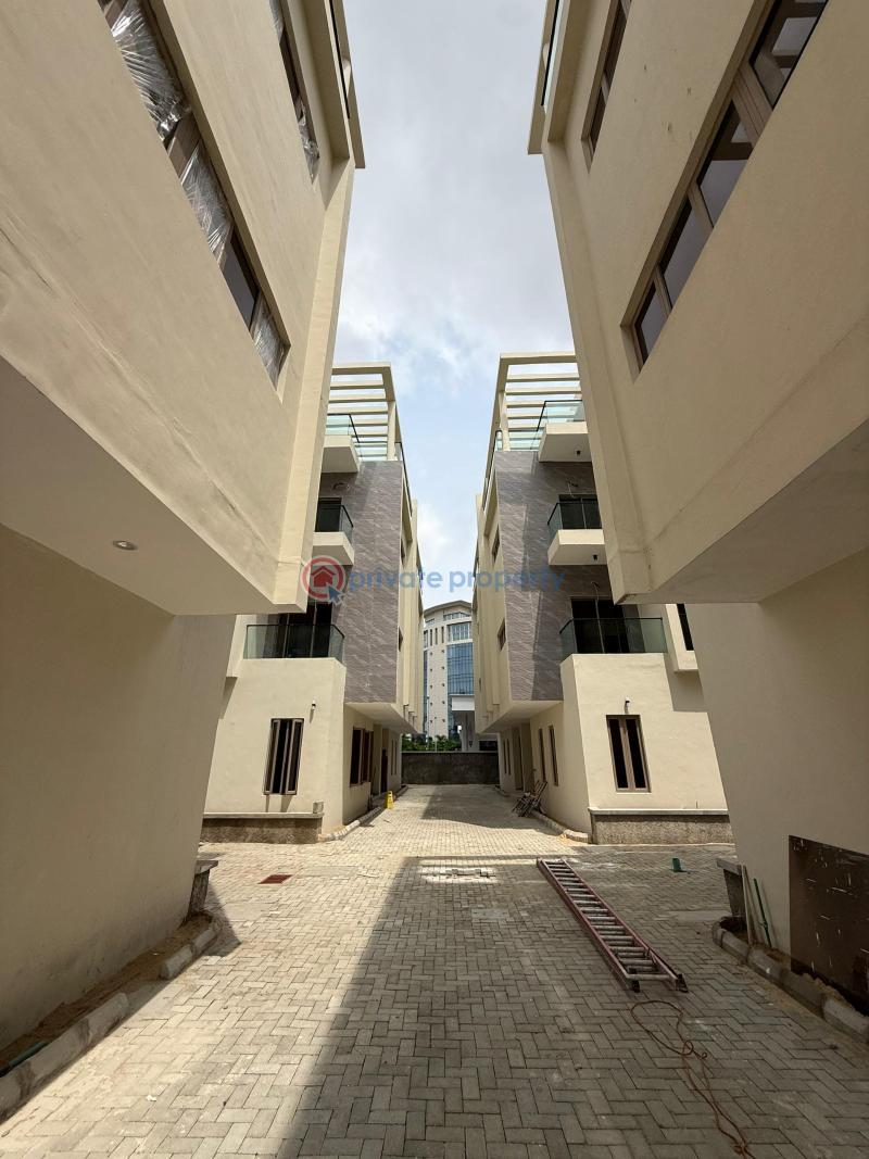 5 bedroom Detached Duplex For Sale 201 Close, Banana Island, Ikoyi Lagos - 1