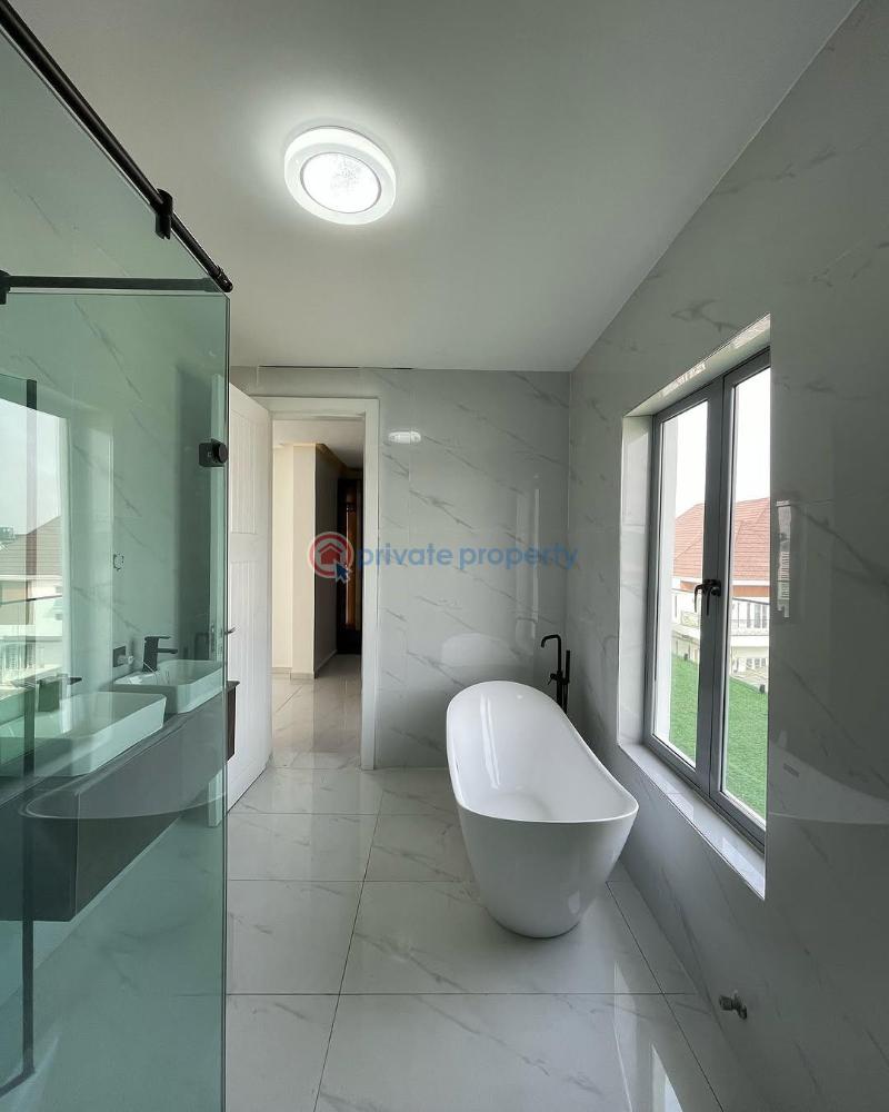5 bedroom Semi detached Duplex For Sale Estate Lekki Expressway Lagos - 1