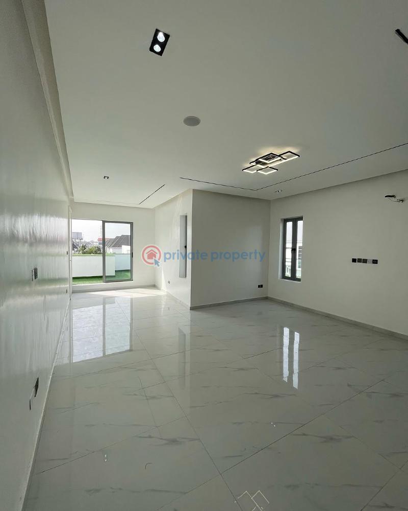 5 bedroom Semi detached Duplex For Sale Estate Lekki Expressway Lagos - 2