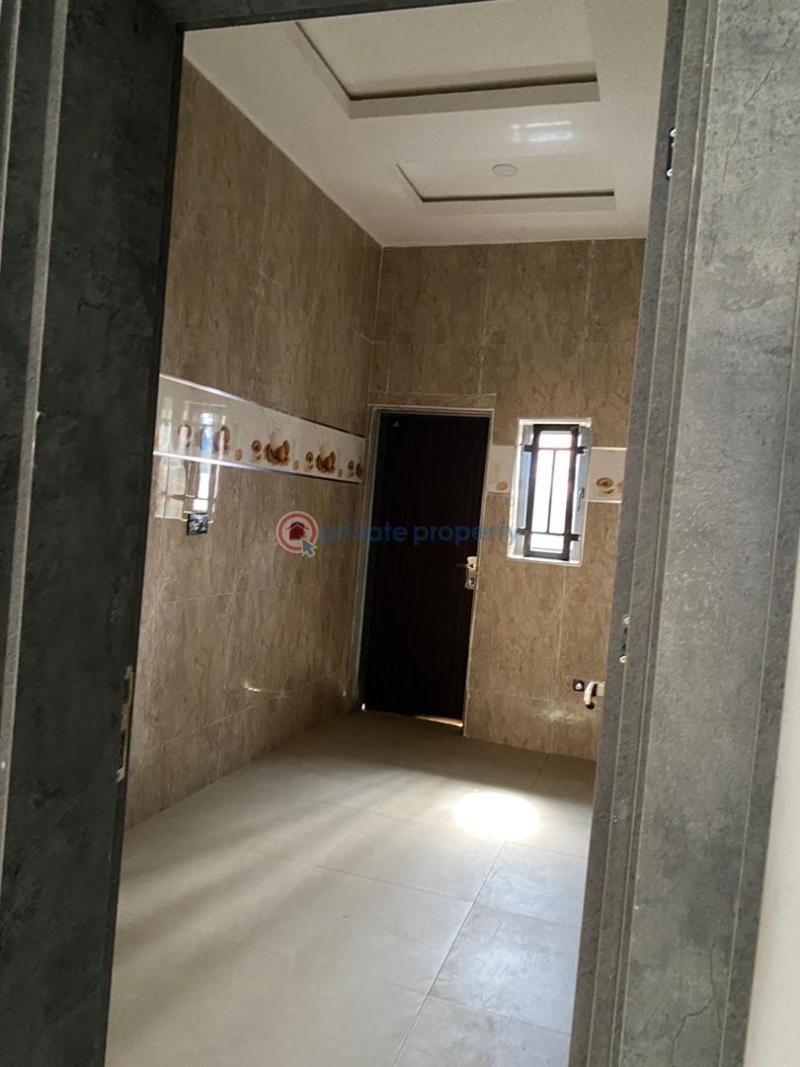 5 bedroom semi detached terrace (8 units) - 5 5 bedroom Block Of Flats For Sale Wuse Zone Zone 1-7 Abuja Phase 1  - 5