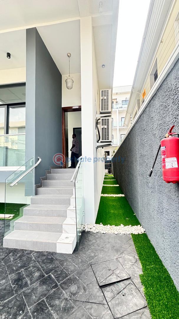 5 bedroom Semi detached Duplex For Sale Old Ikoyi Lagos - 1