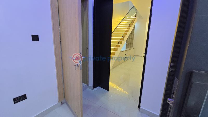5 bedroom Semi detached Duplex For Sale Opebi Ikeja Lagos - 3