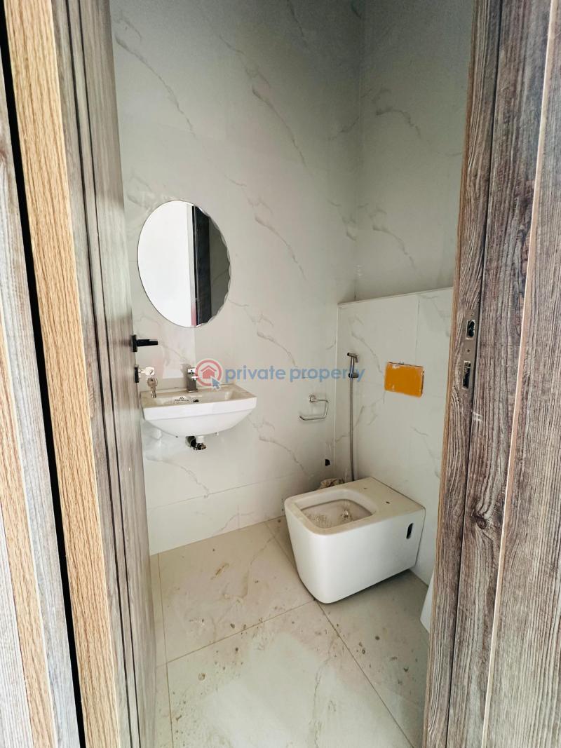 5 bedroom Semi detached Duplex For Sale Magodo Phase 2 Magodo Isheri Ikeja Lagos - 4