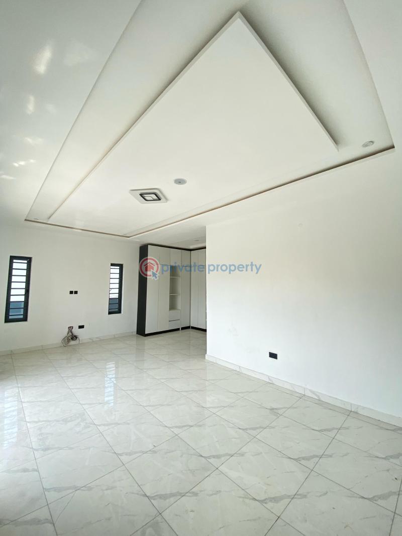5 bedroom Semi detached Duplex For Sale Ologolo Lekki Lagos - 7