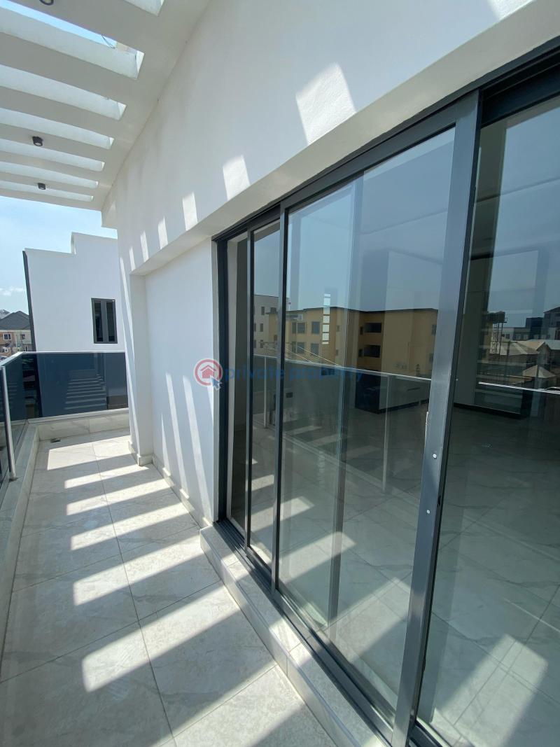 5 bedroom Semi detached Duplex For Sale Ologolo Lekki Lagos - 0