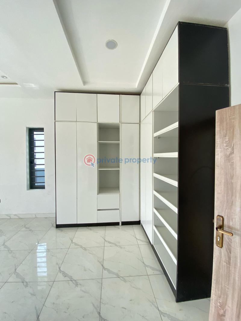 5 bedroom Semi detached Duplex For Sale Ologolo Lekki Lagos - 2