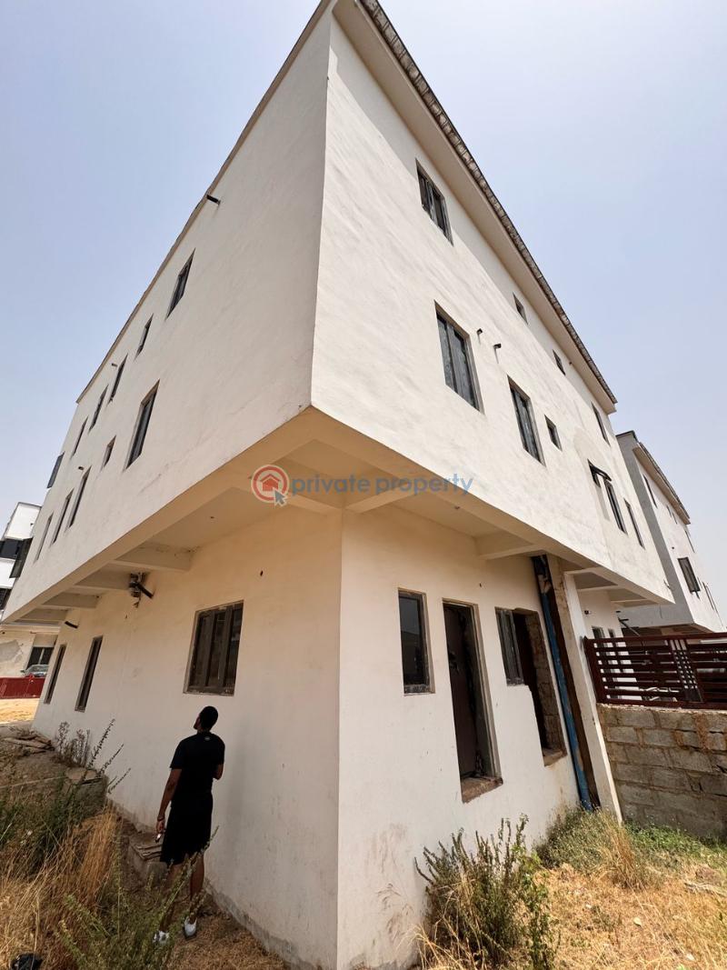 5 bedroom Semi detached Duplex For Sale Life Camp Abuja Phase 3  - 3