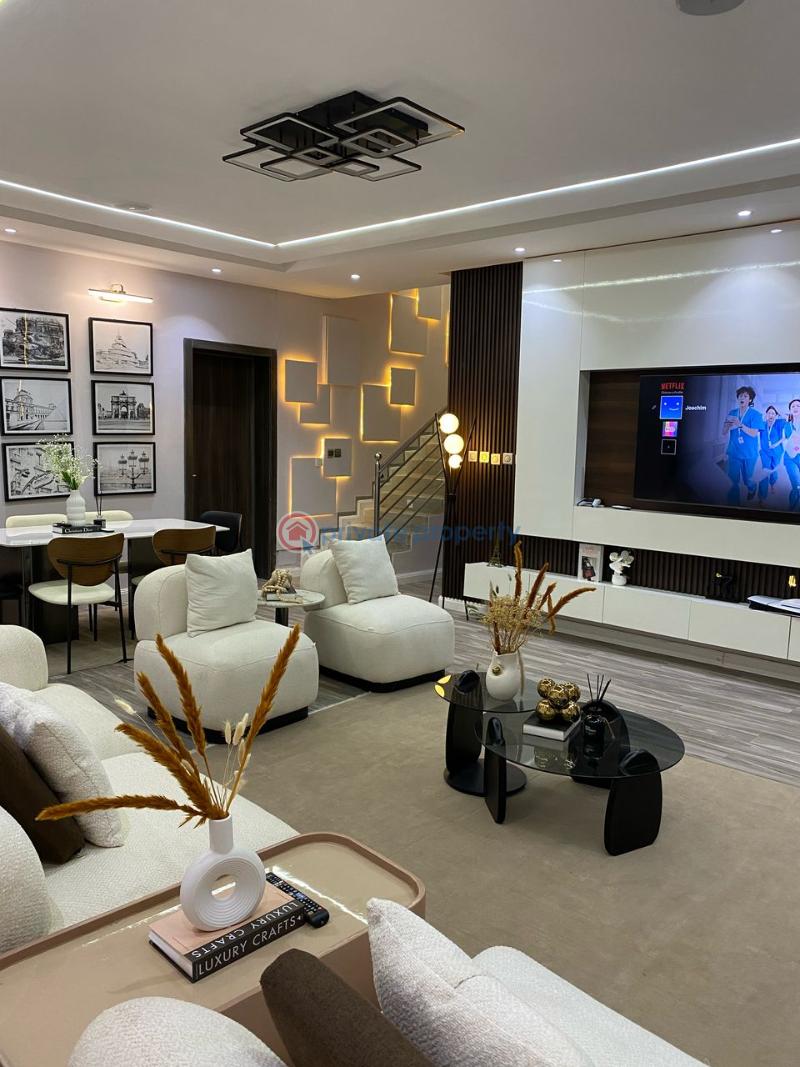 5 bedroom Flat & Apartment Short let Ago Palace Isolo Lagos - 1