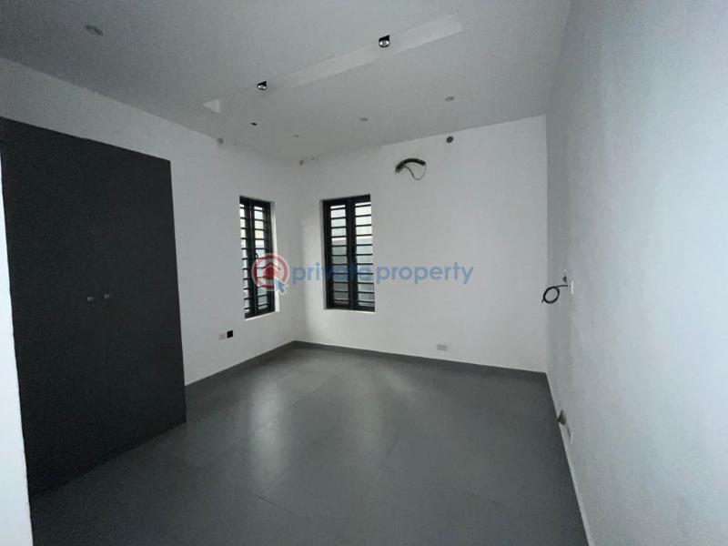 5 bedroom Detached Duplex For Sale Pinewood Estate, Off Freedom Way Ikoyi Lagos - 7