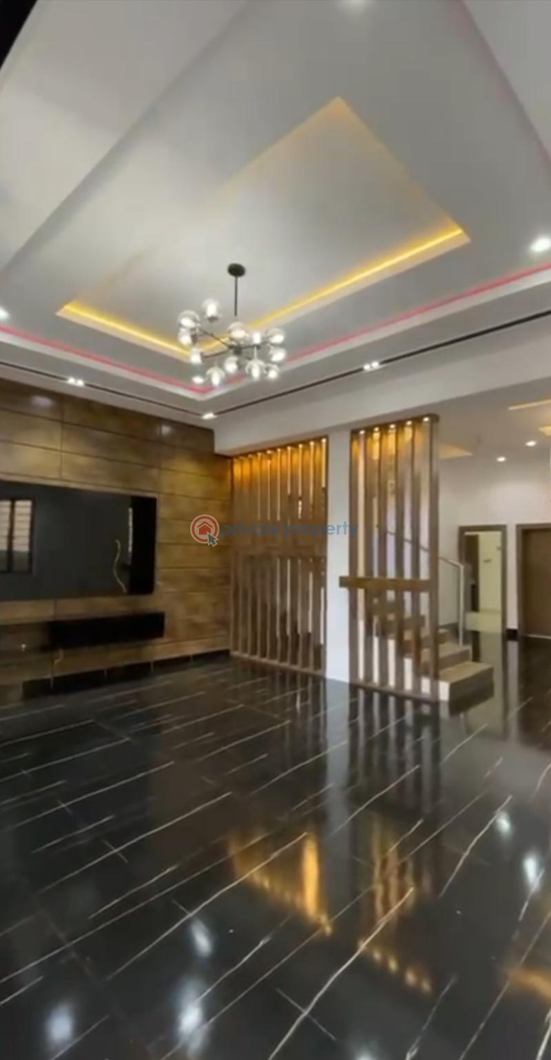 5 bedroom Detached Duplex For Sale Wtc Estate Enugu Area  - 1