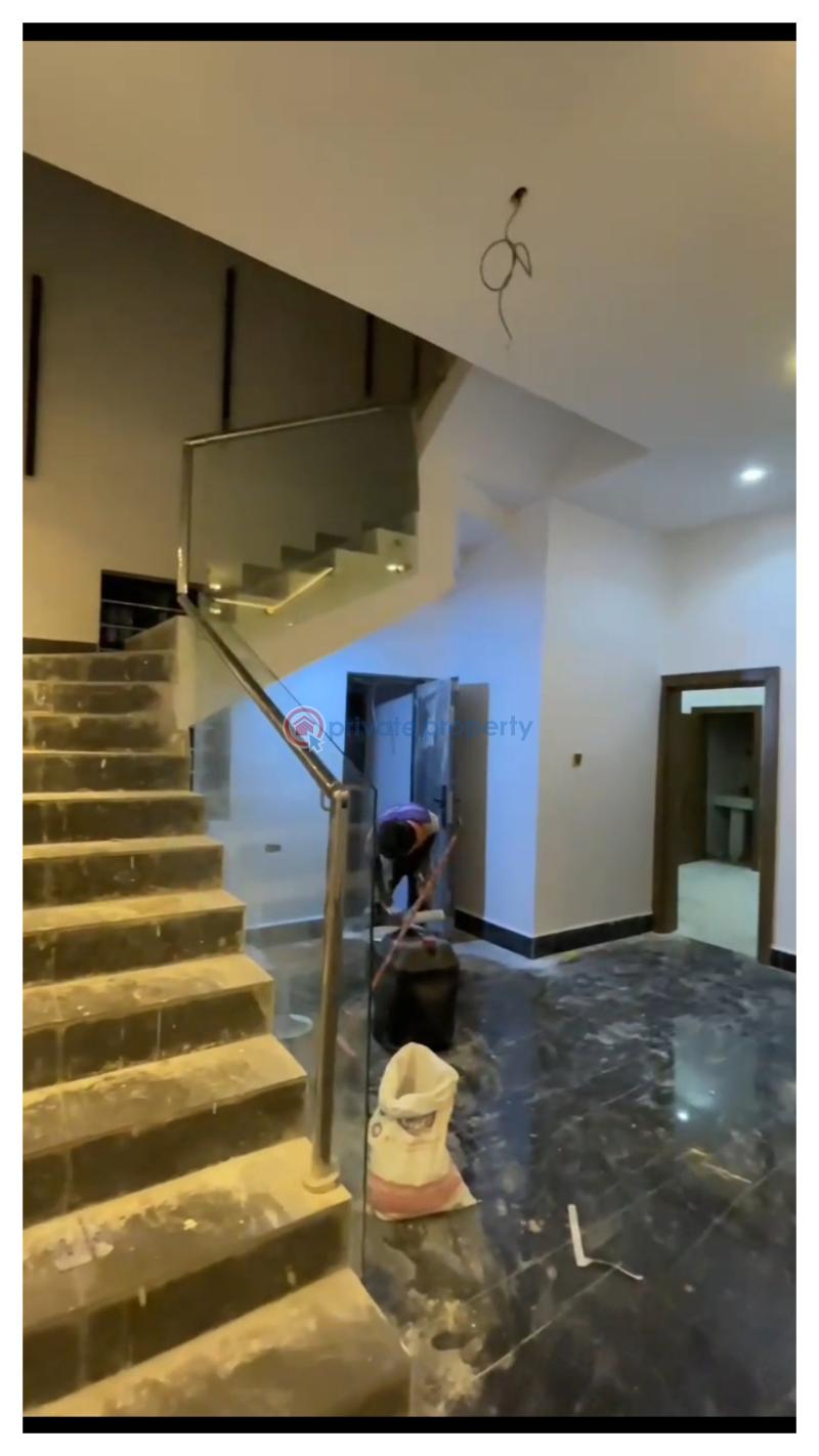 5 bedroom Duplex For Sale Wtc Estate Enugu Area  - 7