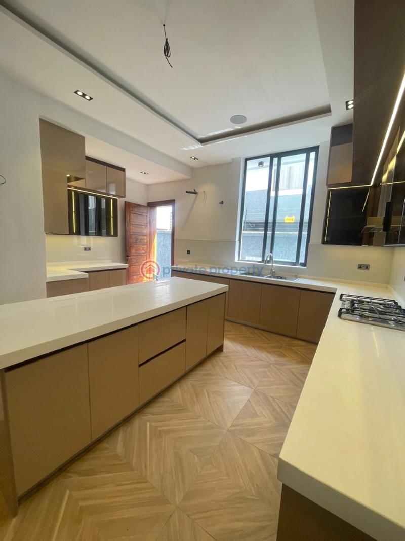 5 bedroom Flat & Apartment For Sale Lekki Phase 1 Lagos - 5