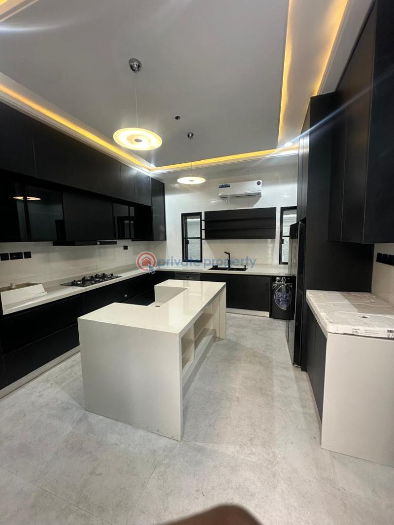 5 bedroom Detached Duplex For Sale Lekki Phase 1 Lagos - 2