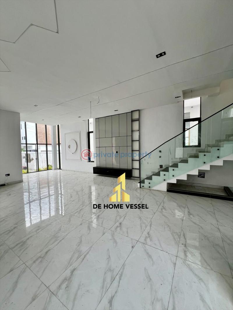 5 bedroom Duplex For Sale Chevron Drive Lekki Lagos - 1
