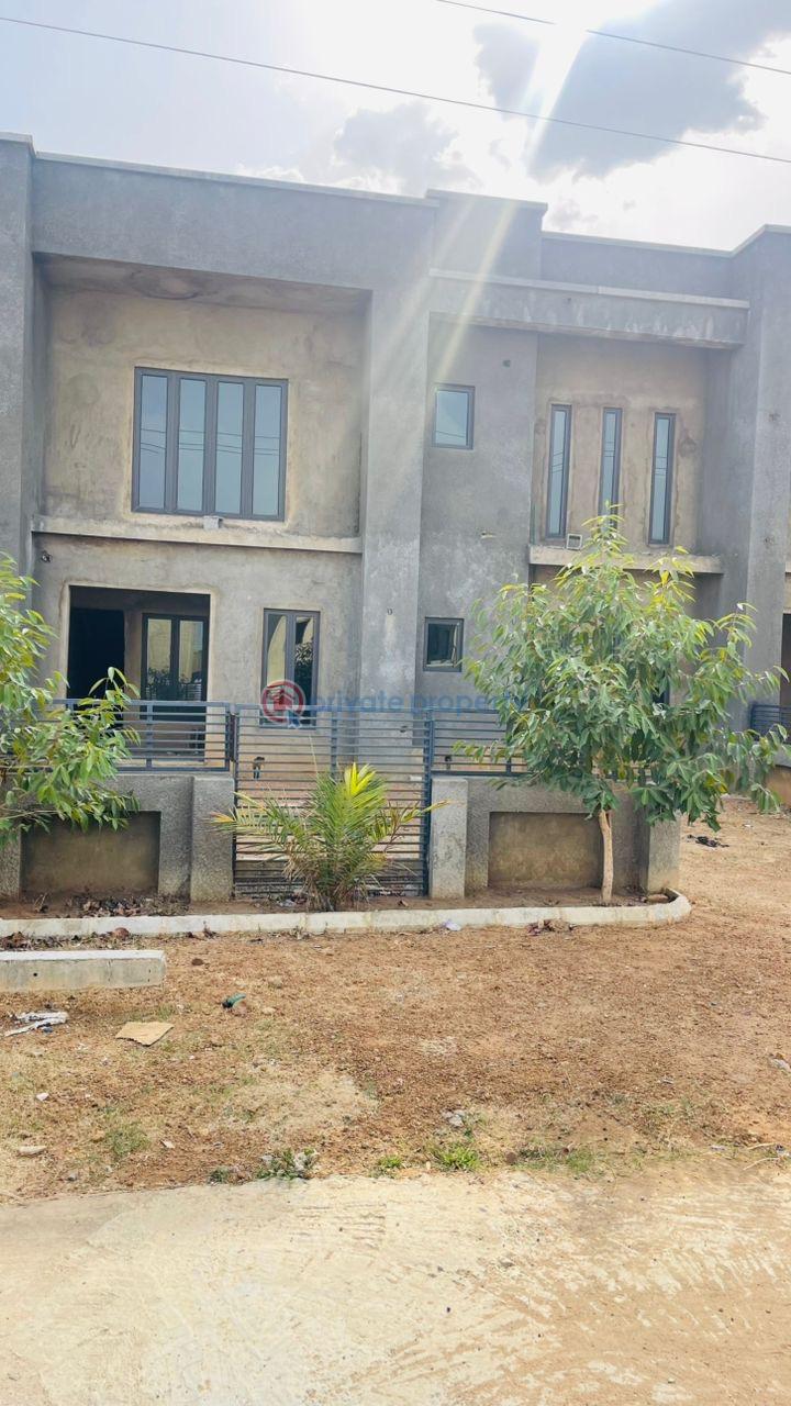 5 bedroom Terrace For Sale Lugbe Abuja Phase 4  - 3